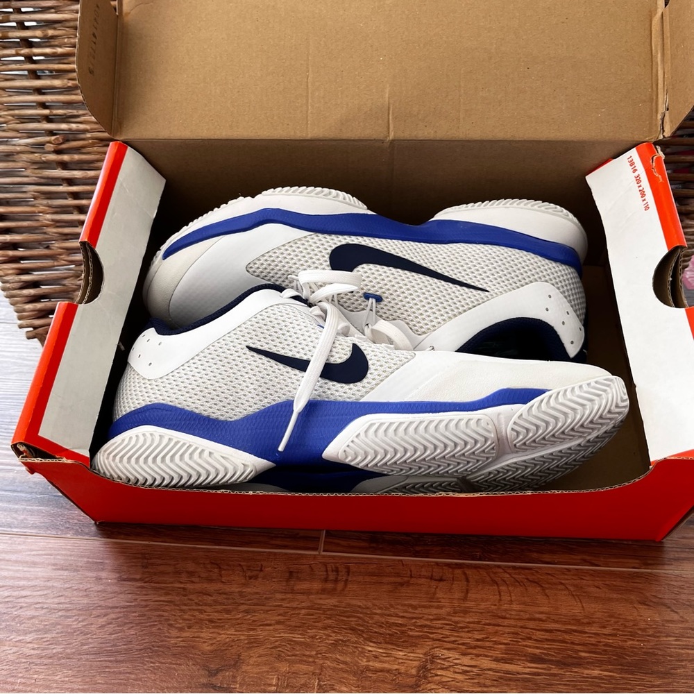Nike women air zoom ultra shoes. NIB